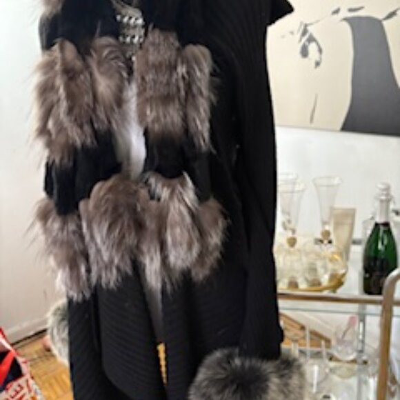 Fur trimmed draped cardigan - Picture 2 of 8